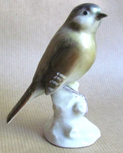 SITZENDORF PORCELAIN FIGURINE OF A BIRD (11231) - Picture 1 of 4