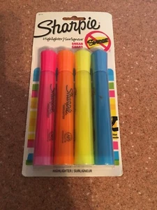 Sharpie Textmarker Panzer schmale Keilspitze 4 Farben 4 Stück/Pack mit Schmierschutz  - Bild 1 von 2