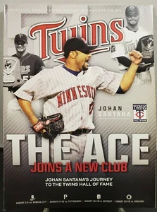 August 2018 Twins Magazine - John Santana on cover - Picture 1 of 5
