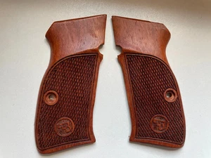 Neuer exotischer Holzgriff für CZ-75/CZ-85 PCR/D COMPACT - Bild 1 von 4