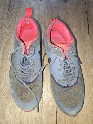 Girly Nike Thea Stall Sneaker 38 fertig oft getragen  - Bild 1 von 4