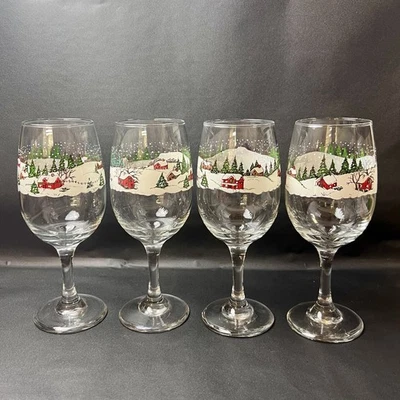 4 copas de Navidad Libbey Winter Village escena de nieve cabañas rojas vasos con tallo Foto 1 de 4