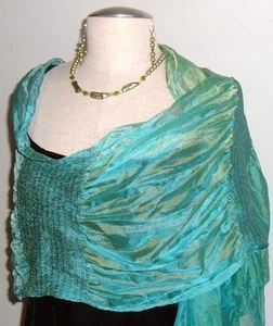 BELLISSIMO SET REGALO 3: PERLE VERDI SCHIUMA DI MARE COLLANA ORECCHINI SCIARPA CONFEZIONE REGALO - Foto 1 di 8