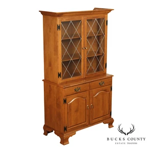 Ethan Allen Heirloom Maple China Cabinet - Picture 1 of 17