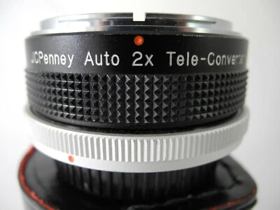CANON MOUNT JC PENNY 2X CONVERTER LOOKS UNUSED IN CASE  - Image 1 of 4