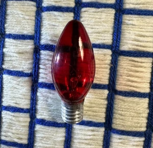 ONE new TWINKLE blinker C9 RUBY RED 7w CHRISTMAS LIGHT bulb EXTRAS ship for7¢* - Picture 1 of 4
