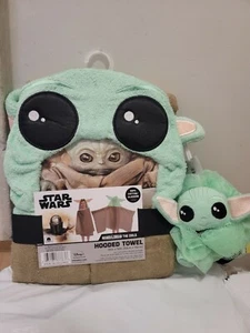 FREE LOOFAHS NEW Baby Yoda Mandalorian The Child Bath Hooded Towel Kids Star War - Picture 1 of 3