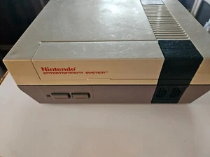 Original Nintendo NES (NES-001) Console Bundle with 2 Controllers Tested - Picture 1 of 7