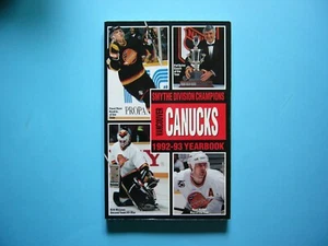 1992/93 VANCOUVER CANUCKS NHL HOCKEY MEDIA GUIDE YEARBOOK SHARP!! PAVEL BURE - Picture 1 of 2