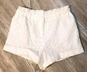 Kimchi Blue Womens M White Eyelet Shorts Cotton 2 Pocket Ruffle Waist Lined - Picture 1 of 8
