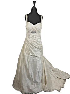 Martina Liana 100% Silk Ruched Wedding Gown - NWT - Sz 14 (Orig $1695) - Picture 1 of 11