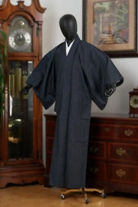 DEAR VANILLA JAPANESE KIMONO MEN'S ROBE GOWN AUTHENTIC JAPAN VINTAGE SAMURAI - Picture 1 of 7
