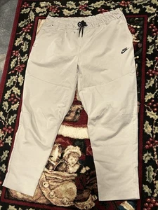Nike Tech Hose Herren 2XL Nylon Swoosh High Retail Beige Khaki Active😇💯 - Bild 1 von 9