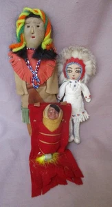 3 Vintage Puppen - 9" Leder Indianer, 7" Wildleder Eskimo, 3 1/2" Papoose - Bild 1 von 21