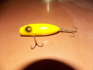 Bajo Oreno South Bend de Colección (AMARILLO RARO) Madera/Metal Ojos 3.50" Cuerpo 9/25 - Imagen 1 de 4