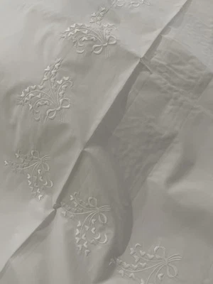 Funda nórdica Pratesi Italia 460TC NUEVA CON ETIQUETAS Queen toneladas mughetto bordado 100 % percal Foto 1 de 4