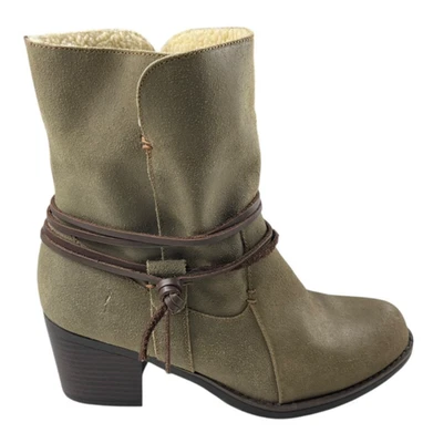 Botas Sporto para mujer Lori de cuero tacón superior media pantorrilla o tobillo color topo talla 8 M Foto 1 de 4