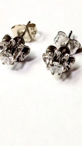 14K WHITE GOLD BUTTERCUPS 1/5Ct BEAUTIFUL DIAMOND EARRINGS LOW PRICE FREE SHIPP - Picture 1 of 8