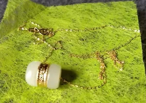 SUPERBE CHAÎNE NEUVE EN OR JAUNE 18 CARATS ET PENDENTIF JADE ET OR 24 CARATS - Imagen 1 de 10