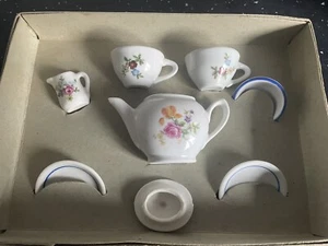 vintage dolls house tea set🥰 - Picture 1 of 12