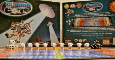 Jogo de dados de tabuleiro Cosmic Cows ~ Alien Tug Of War ~ 2005 Playroom Entertainment - Imagem 1 de 4