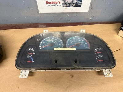 Cuadro de instrumentos OEM para UD/NISSAN 1800HD-3300 GH7 2011-2014 diésel Foto 1 de 4