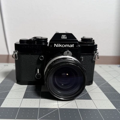 Cámara fotográfica Nikon Nikomat EL SLR 35 mm negra con lente NIKKOR-H automática 28 mm F3,5! Foto 1 de 4