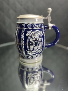 Marzi and Remy German Cobalt Bird Vines Lidded Beer Stein Wheat - Picture 1 of 17