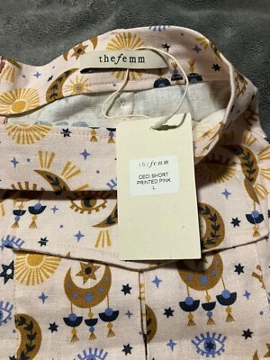 The Femm Cici Corto Estampado Rosa Celestial Mujer’s Talla L *Falta cinturón* Foto 1 de 4