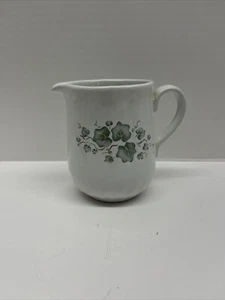 Corning Corelle CALLAWAY IVY Steinzeug Milchkännchen grüne Reben 4,25 Zoll hoch - Bild 1 von 4