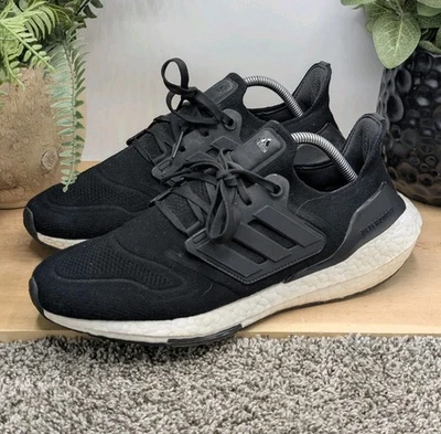 Adidas Ultraboost Women's Size 10.5 Running Walking Exercise Gym Pilates Shoes - Image 1 of 4