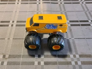 Matchbox Rollin' Thunder Monster Truck Chevrolet Van Vintage Excellent Condition - Picture 1 of 3