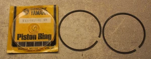 YAMAHA YZ465 G H  80-81 PISTON RING SET  STANDARD STD OEM NOS 3R5-11601-00 AHRMA - Bild 1 von 5