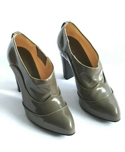 Tod`s Polished Calf Leather Taupe Heel Shoes 39 8 8.5 Made in Italy NEW - Picture 1 of 11