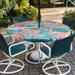 Round Outdoor Tablecloth with Umbrella Hole-Waterproof Fitted Table Cover with E - Picture 1 of 12