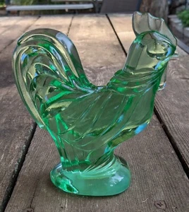 Fenton Handmade USA Emerald Glass Rooster Figurine 5.5" - Picture 1 of 7