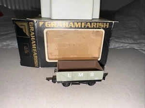 Graham Farish 00 Gauge - 12001 - 5 plank wagon - LMS 165417 - Preowned- - Picture 1 of 5