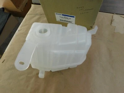 Nuevo de Lote Original Ford 2002 2004 Lincoln Navigator Radiador Radiador Tanque de Suministro + Camión F150 2003 Foto 1 de 4