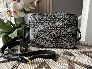Radley kleine oder Mini Umhängetasche SIGNATURE LOGO schwarz PVC UVP 149 - Bild 1 von 8
