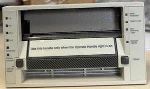 Quantum Tape Drive DLT4000 SCSI SE Intern 70-32048-08 REV BO3 - Bild 1 von 6