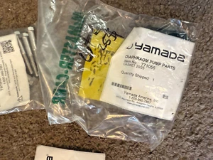 NEW OEM LOT of 2 Yamada Double Air Diaphragm Pump Valve Gasket 20/25 # 771056 yp - Picture 1 of 3