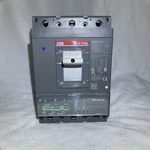 ABB XT5NQ340AFFF000XXX 400 A 3 P 600 VAC/VDC XT5N 400 Ekip Dip LSI In400 3p FF - Picture 1 of 12