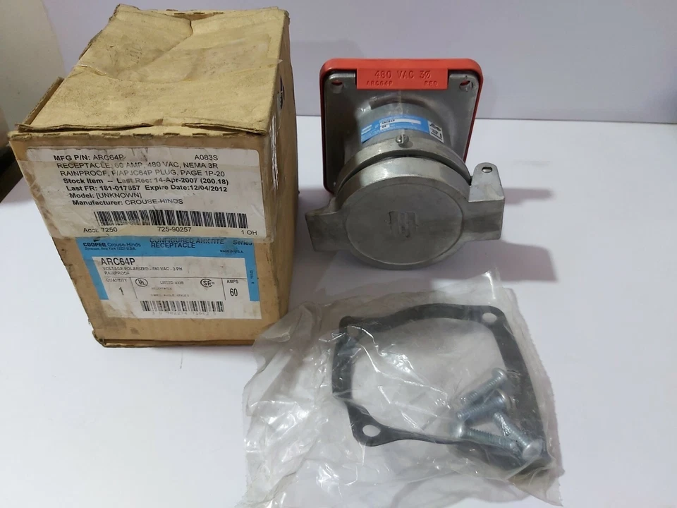 COOPER CROUSE-HINDS ARC64P RAINPROOF RECEPTACLE 3 WIRE 4 POLE STYLE 2 - Image 1 of 4