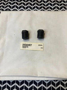 Genuine General Motors OEM Bumper 94580457 lot of 2 - Picture 1 of 5