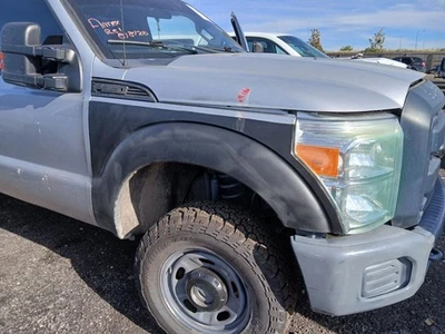 Passenger Fender Front Fits 11-16 FORD F250SD PICKUP 1365136 Foto 1 de 4