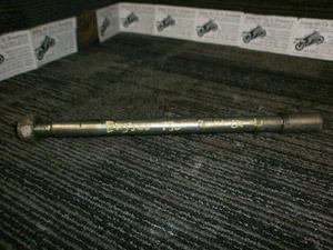 Tornillo y tuerca rueda delantera peugeot elyseo 150 125 2000 02 - Imagen 1 de 1