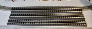 One Lot of 6 used MTH O RealTrax 30" Straight Track Pieces - Picture 1 of 4