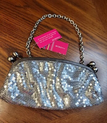 Bolso BCBG Boogie Nights Lentejuelas Plateadas ~ Estilo # HO5636 Foto 1 de 4
