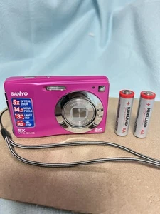 Sanyo VPC-S1415 14.0MP Compact Digital Camera (Pink) - Picture 1 of 4