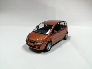 Hachette Auto Italiane da Collezione - N. 52 Fiat Idea - Foto 1 di 1